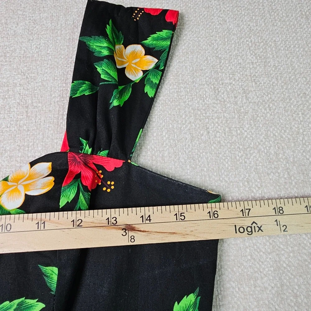 Vintage Royal Creations Hawaiian Dress‎ Black Red Hibiscus Floral Midi Smocked M